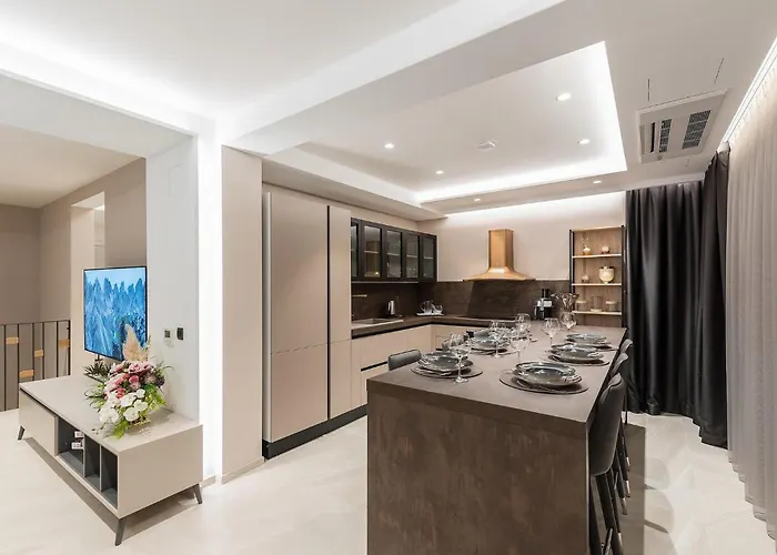 Horatia * ماكارسكا